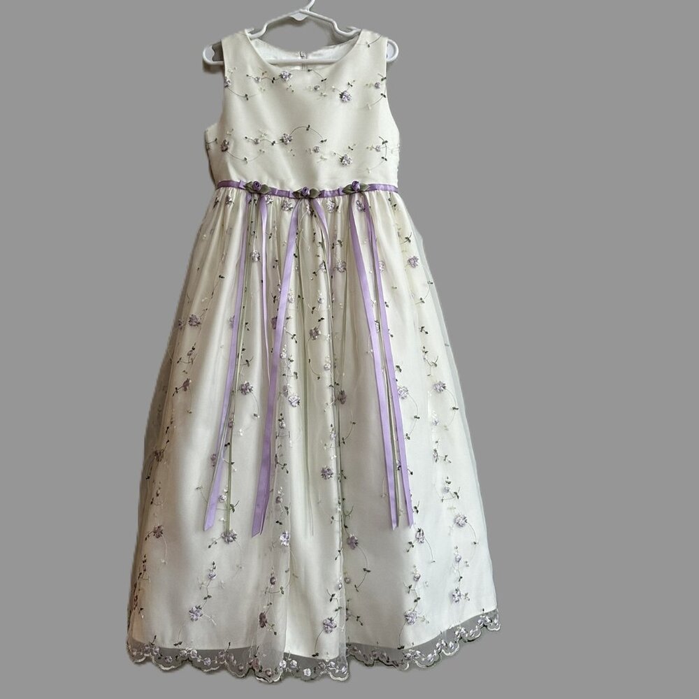 Girl's Sz 8 Cinderella Brand Formal Dress Ivory purple flowers